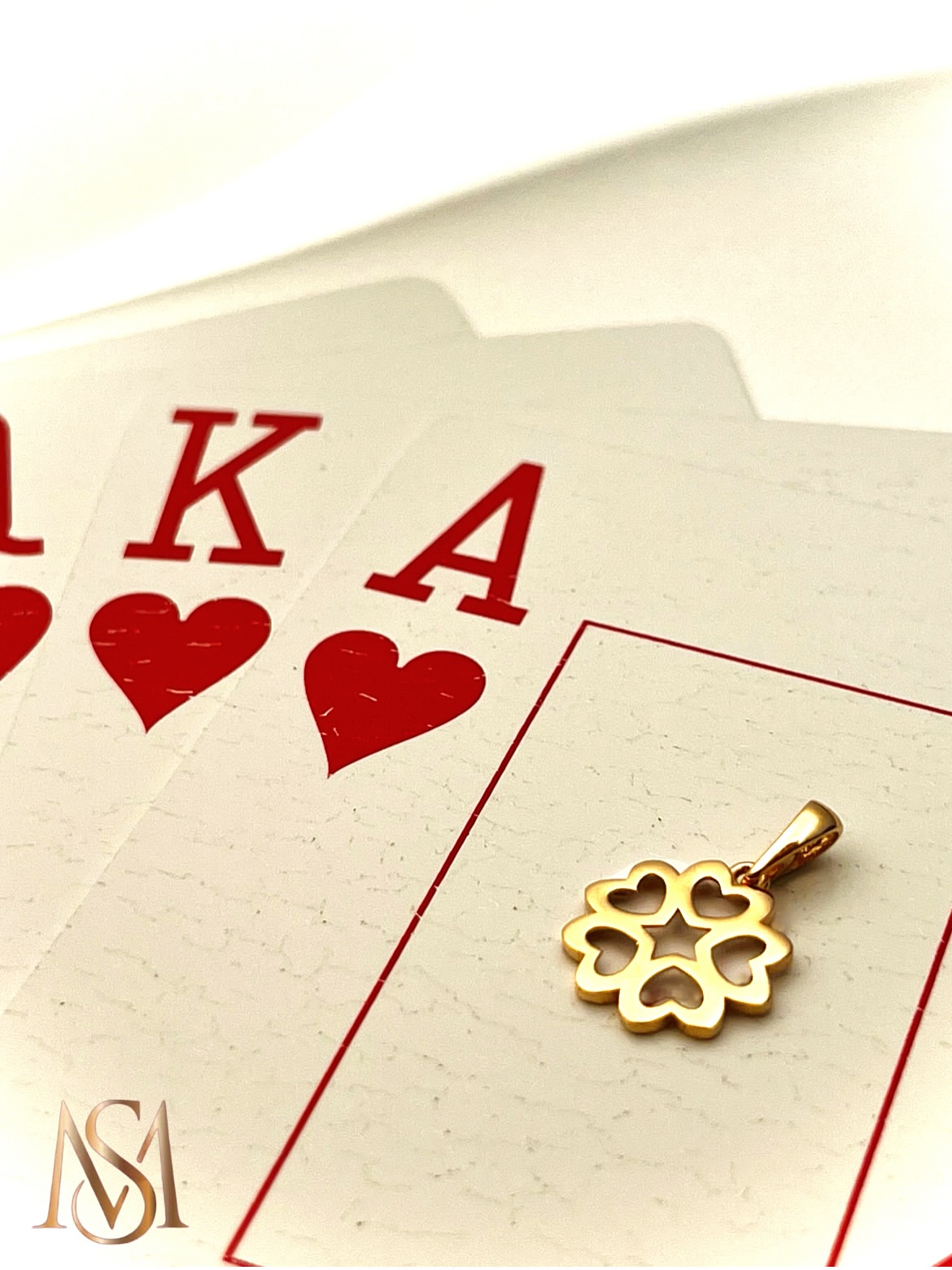 آویز طلا اس دل