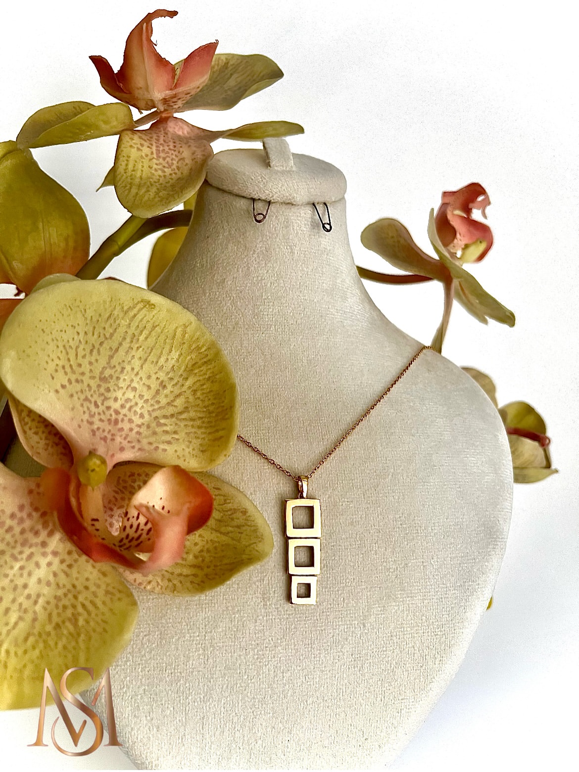 گوشواره طلا ۱۸ عیار Tower کد138